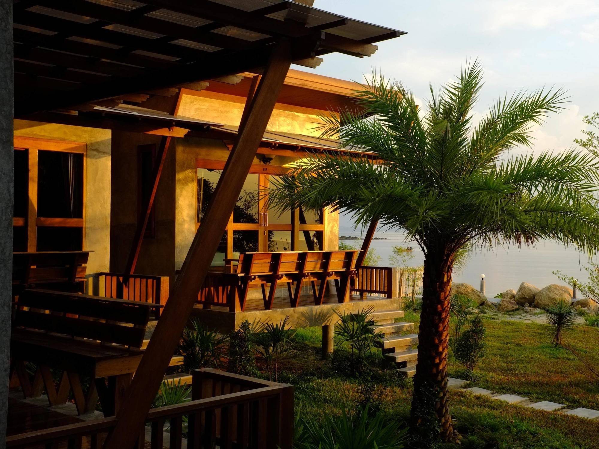 Phangan Palm Beach Resort & Restaurant Ko Pha Ngan Buitenkant foto