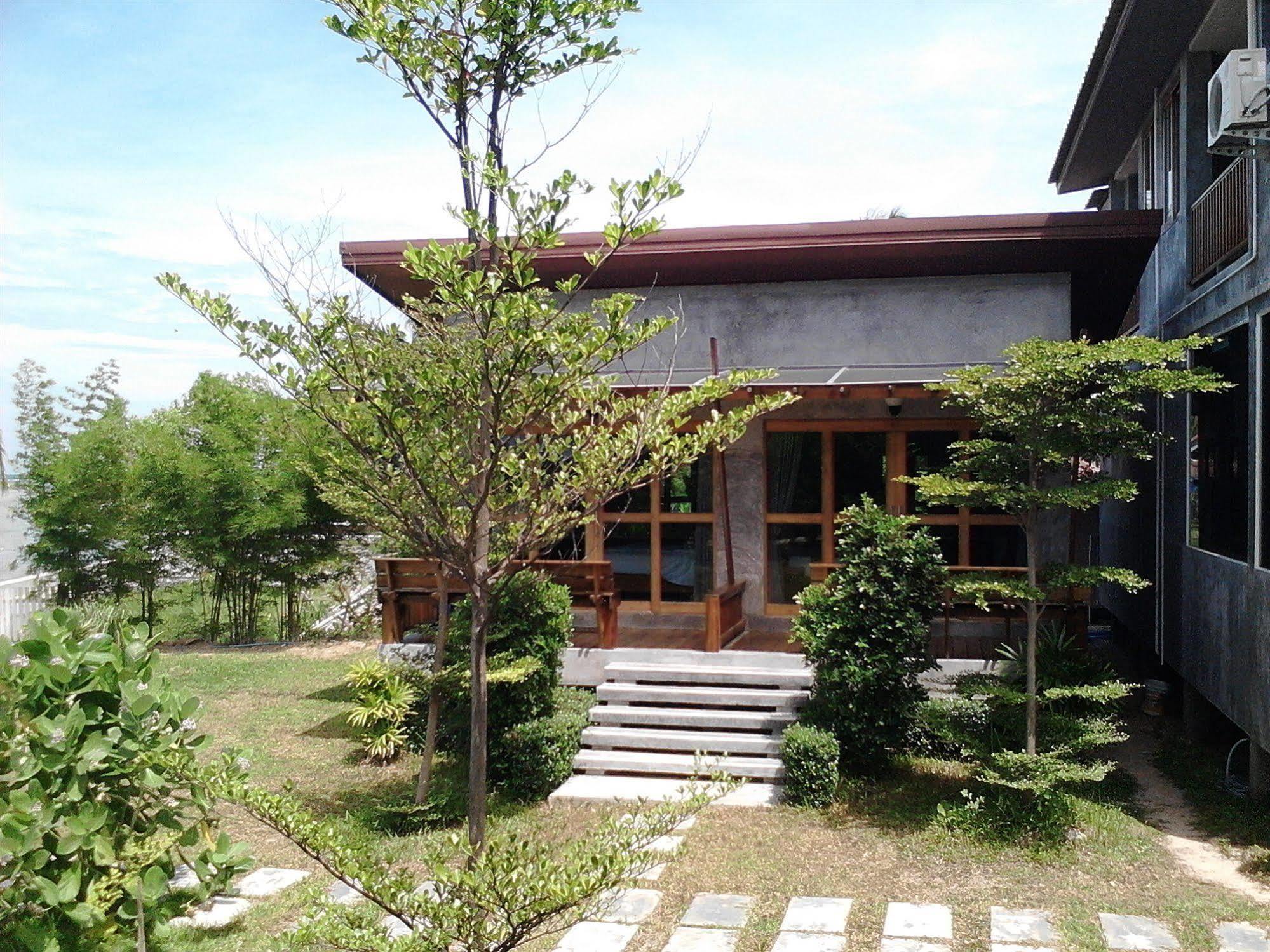 Phangan Palm Beach Resort & Restaurant Ko Pha Ngan Buitenkant foto